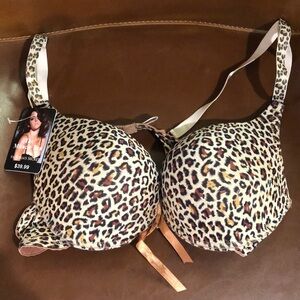 NWT Victoria secret miracle bra padded push up leopard pattern 32B
